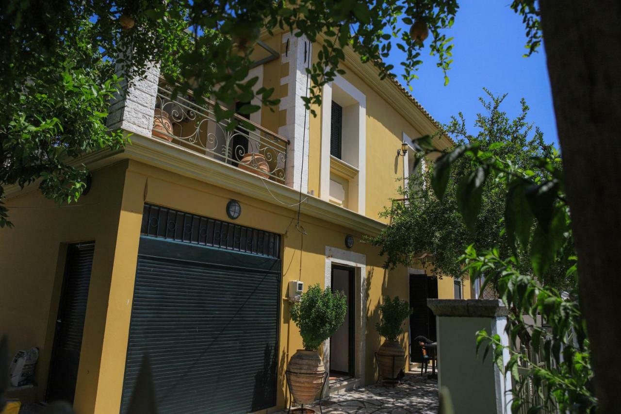 Palairos Historic Property Exterior foto